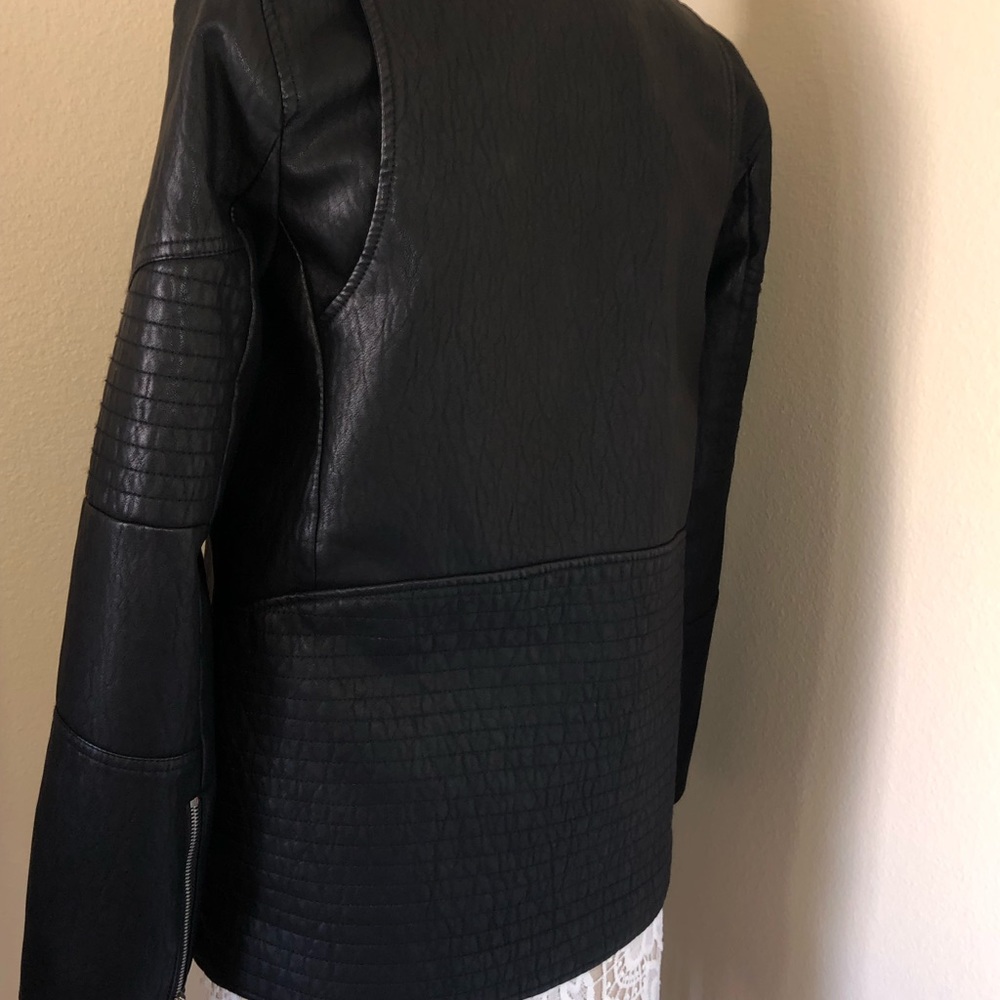 BCBG Jacket - Picture 3 of 7